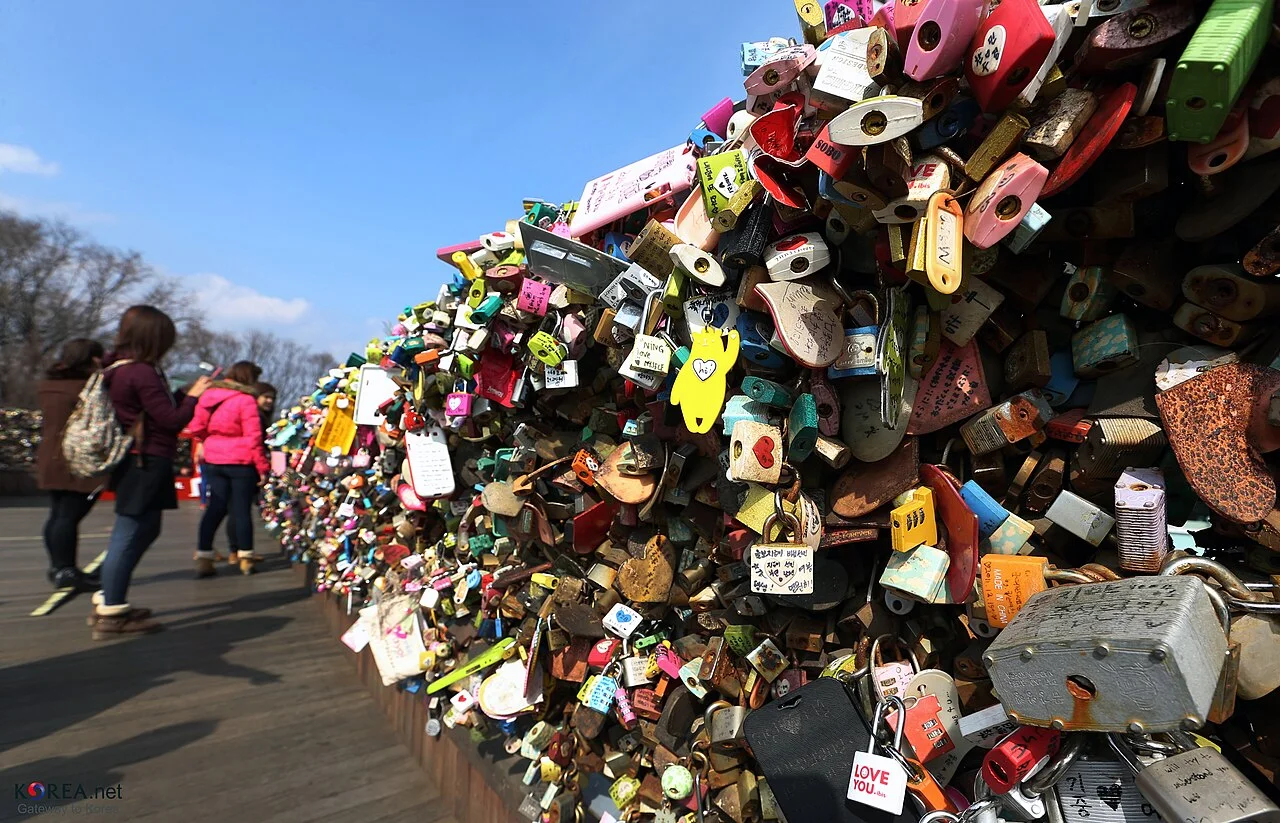 Padlocks left by visitors on the terrace railings at N Seoul Tower